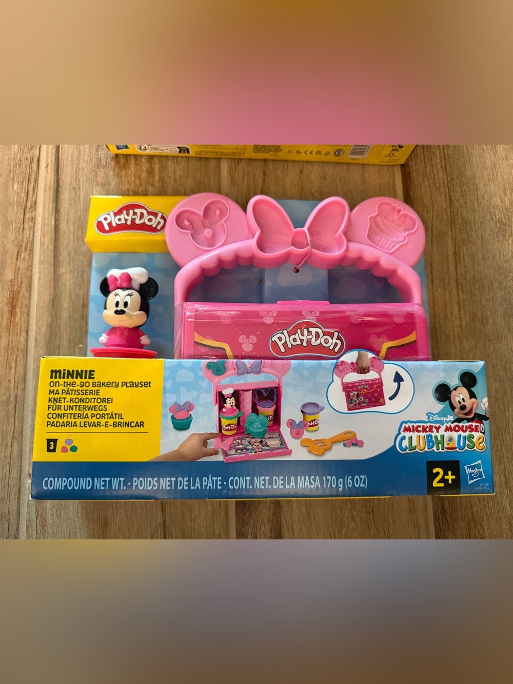 Play-Doh Minnie Mouse On-the-Go Bakery Playset - Pink